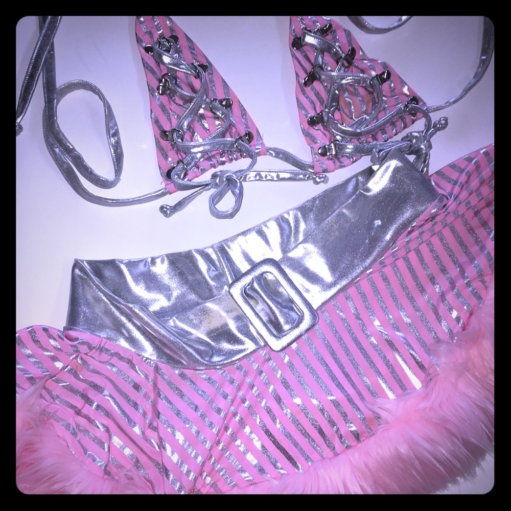 J Valentine Rave outfit